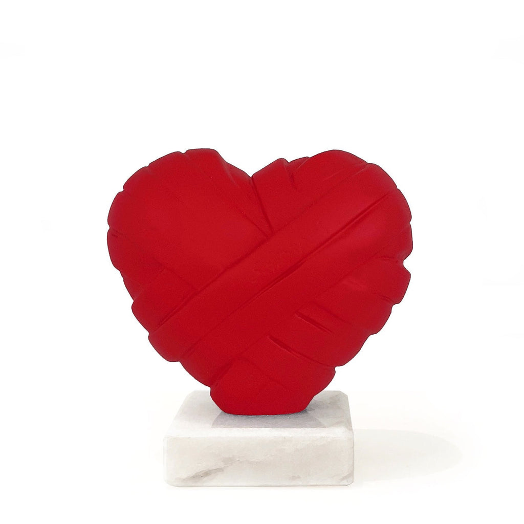 love me heart resin sculpture by Stathis Alexopoulos (red)